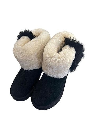 Ugg Boots (view 2)