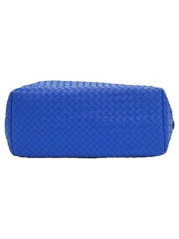 Bottega Veneta Bottega Veneta Medium Garda Intrecciato Tote Bag in Blue Leather (view 2)