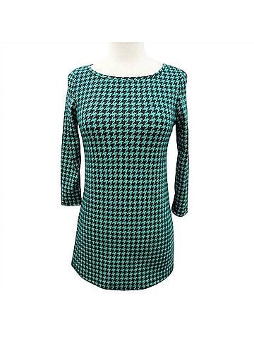 Yahada Women's Houndstooth Tunic in Green (view 2)