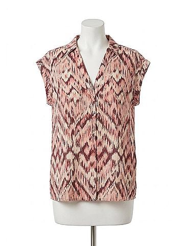 Tart Collections Shana Crinkle Top in Abstract Ikat (view 1)