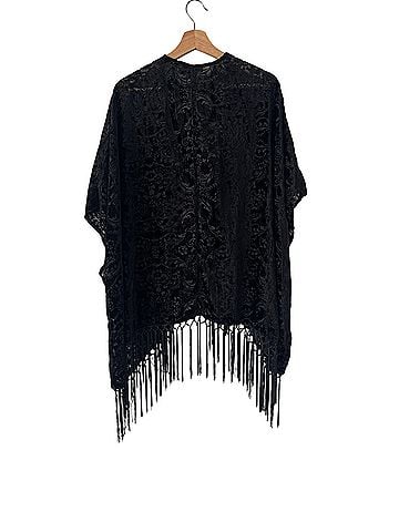 Hot Topic Kimono (view 2)