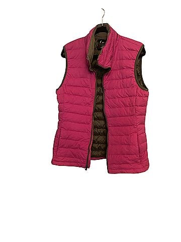 Burton Vest (view 1)