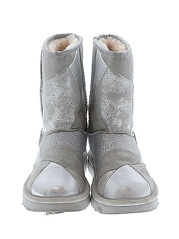 Ugg Ugg Boots (view 2)