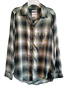 American Eagle Outfitters Button-Down Shirt (view 1)
