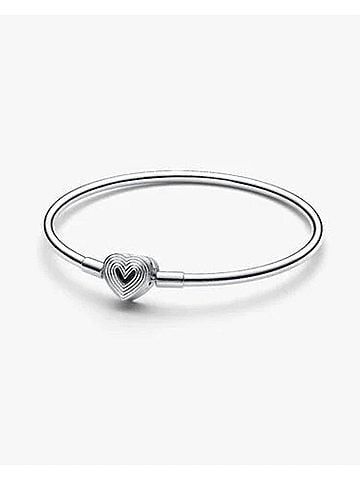 Pandora Women's Radiating Heart Clasp 7.5 Inches Bangle (view 2)