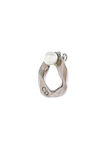 Christian Dior x Sacai Asymmetrical Twisted Link Stud Earrings Metal with Faux Pearls (view 2)