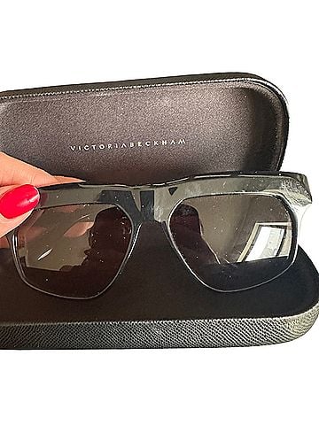 Victoria Beckham Sunglasses (view 1)