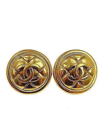 Chanel Vintage Round Cc Clip-On Metal Gold Gold_Plated Earrings Jewelry (view 1)