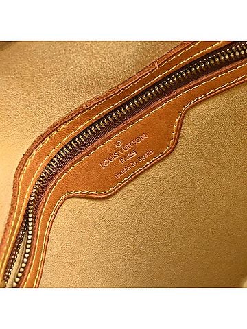 Louis Vuitton Looping Monogram Canvas Brown Canvas Handbag (view 2)