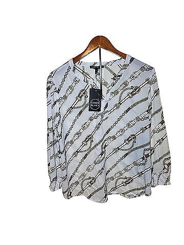 Como Black Long Sleeve T-Shirt (view 1)