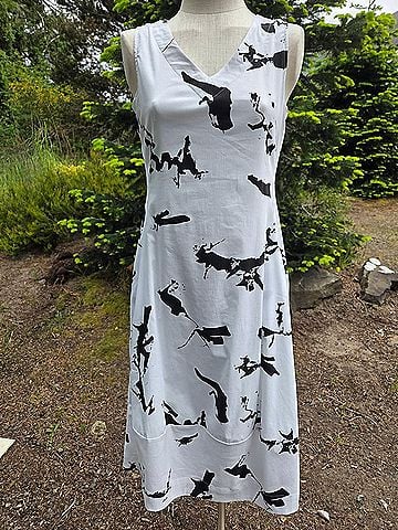 Sassy Women's Midi Sleeveless Dress in White/Black Print (view 2)