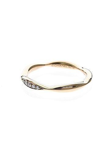 Chanel Chanel Camellia Ring With Half Diamonds Pink Gold (18K) Fashion Diamond Band Ring Pink Gold (view 2)