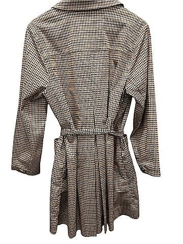CAbi Sherlock Trenchcoat (view 2)