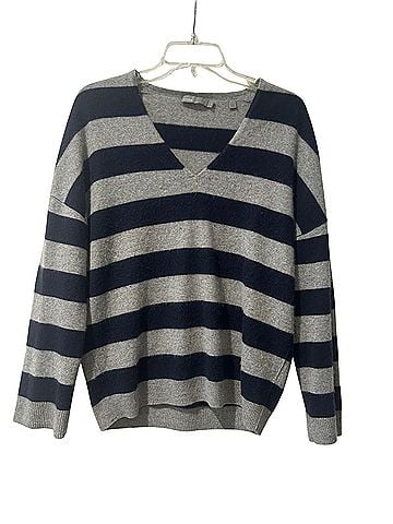 Vince. Pullover Sweater (view 1)
