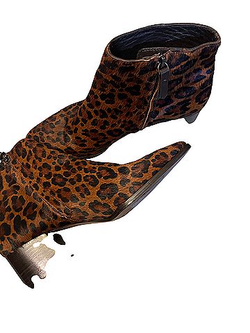 Massimo Dutti Massimo Dutti Leopard Print Boots (view 2)