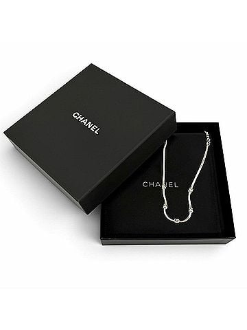 Chanel CHANEL A25V Coco Mark Chain Necklace Choker, Silver, Made in France, Women's, with Box and Dust Bag. (view 2)