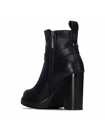 Refresh Women's Casual Heeled Ankle Booties in Black (view 2)