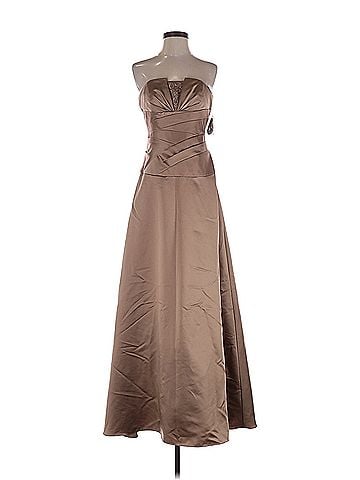 David's Bridal David's Bridal Cocktail Dress (view 1)