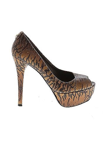 Stuart Weitzman Stuart Weitzman Heels (view 1)