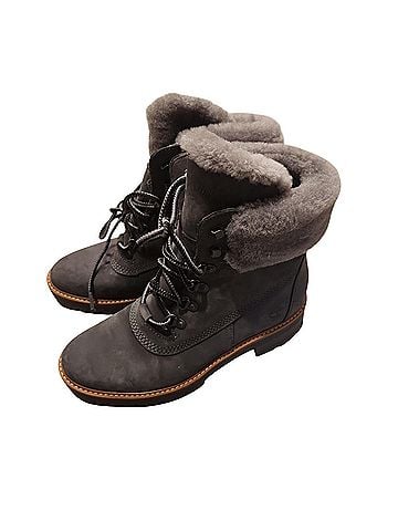 Timberland Boots (view 1)