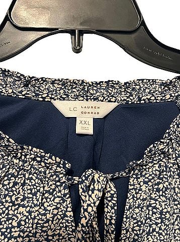 Lauren Conrad Casual Dress (view 2)