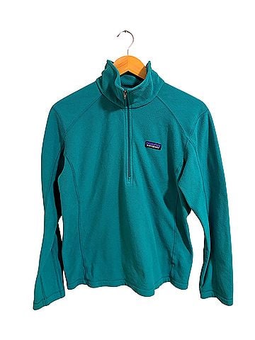 Patagonia Women's Micro D° 1/4-
Zip Pullover Fleece (view 1)