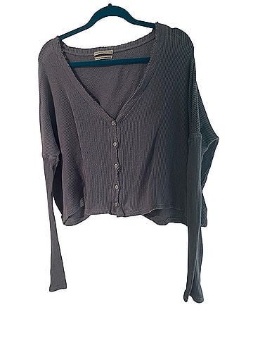 Urban Outfitters Pullover Sweater (view 1)