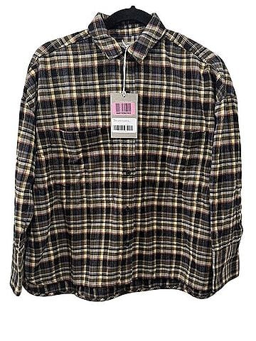 Everlane The Boxy Flannel Shirt Long Sleeve Button-Down Shirt (view 1)