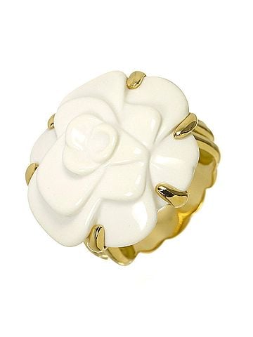 Chanel Chanel Camellia Ring, Chalcedony, 18K Yellow Gold 750 (view 1)