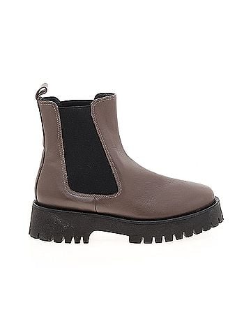 M. Gemi M. Gemi Ankle Boots (view 1)