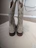 Amazon Essentials Ivory Boots Size 7 1/2 - photo 4