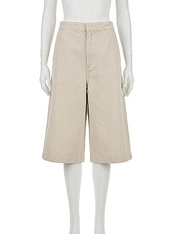 Soeur Francis Shorts in Blanc Gres (view 1)