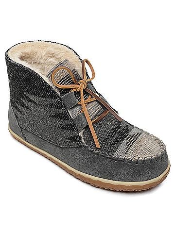 Minnetonka Women's Torrey Boots in Grey (view 2)