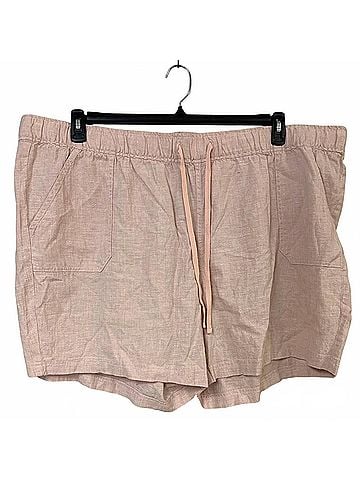 Eddie Bauer Women's Hemplify Beach Pull Shorts - Plus in Pale Pink (view 2)