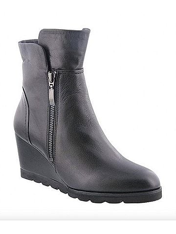 Spring Step Women's Anjelica Bootie in Black (view 2)