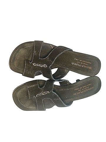 Donald J Pliner Vonna Sandals (view 1)