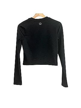Beyond Yoga Center Stage Long Sleeve T-Shirt (view 2)