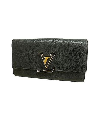 Louis Vuitton Louis Vuitton Long Wallet, Taurillon Leather, Portefeuille Capucines, M61248, Noir (Women's) (view 1)