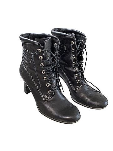 Timberland Boots (view 1)