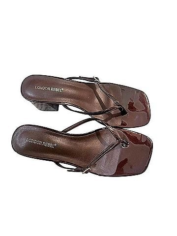 London Rebel Buckle Detail Thong Heeled Sandals Heels (view 2)