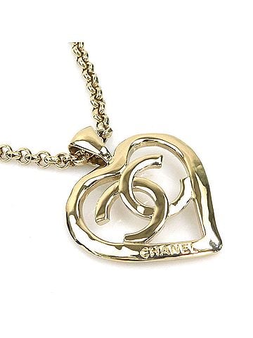 Chanel Chanel Coco Heart Metal Gold Necklace for Women h32585i (view 2)