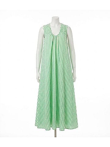 Karlie Seersucker Stripe Scoop Maxi Dress in Green (view 1)