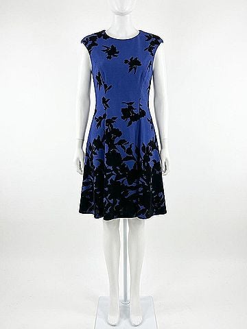 London Style Floral Print Fit &amp; Flare Dress in Blue (view 2)