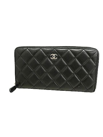 Chanel Chanel Matelassé Lambskin Long Wallet, Black, Women's, P3649304 (view 1)