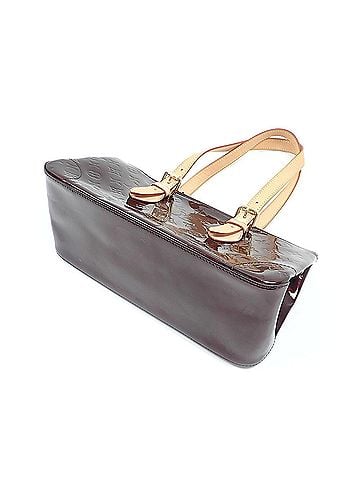 Louis Vuitton Louis Vuitton Vernis Rosewood Avenue Shoulder Bag for Women, M93510 Amarante (view 2)