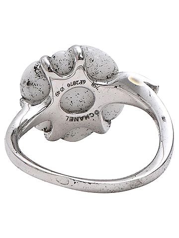 Chanel Chanel Camelia Ring in White Gold (view 2)