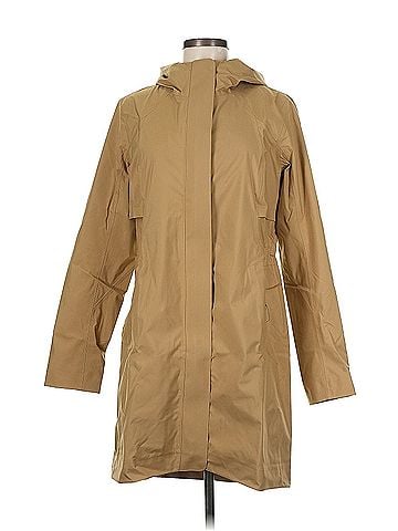 Lululemon Athletica Lululemon Athletica Raincoat (view 1)