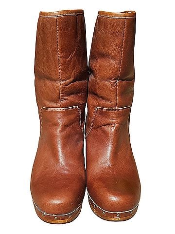 Ugg Boots (view 1)