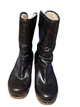 Ugg Boots (view 1)