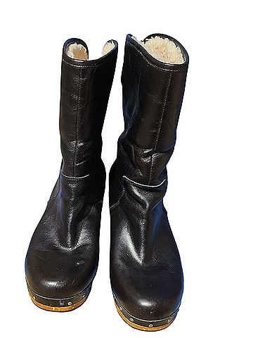 Ugg Boots (view 1)